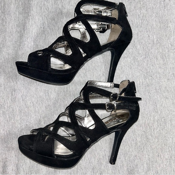 Report Strapy Heels size 8 - Picture 3 of 8